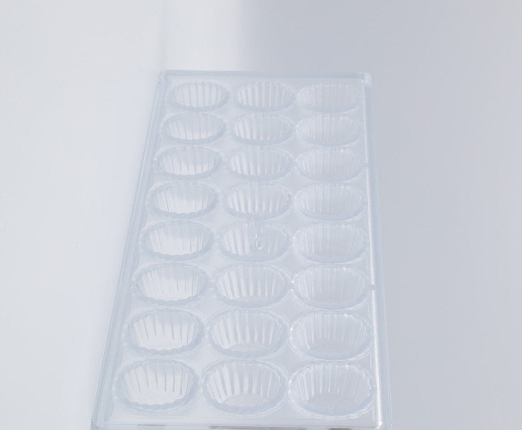 CUVET OVAL PC CHOCOLATE MOLD  -24PCS/12G