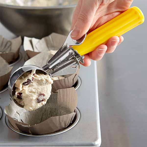 2 oz Stainless Steel Thumb Press Disher / Tablecraft