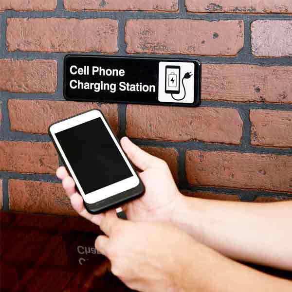 Cell Phone Charging Station Sign - Black and White, 9" x 3" / Tablecraft