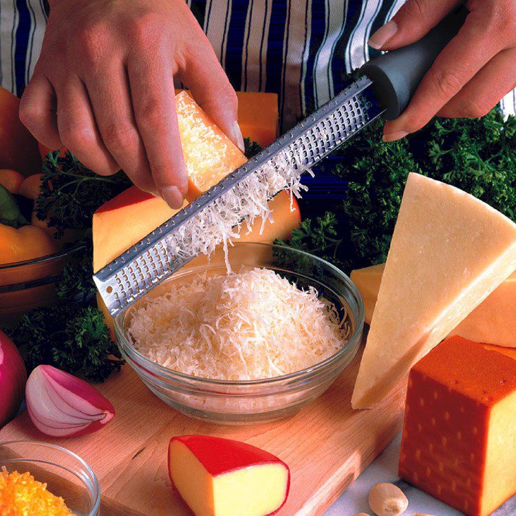 12.5" Microplane Grater/Zester w/ Ergonomic Soft Grip Handle, Black / Tablecraft