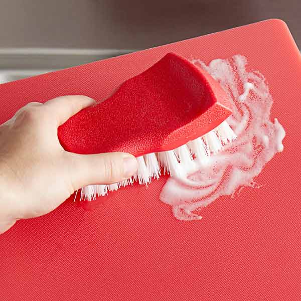 Red Cutting Board Brush / Winco