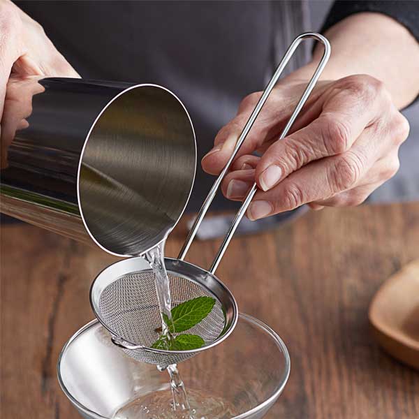 8" x 2 3/4" Stainless Steel Fine Mesh Cocktail Strainer / Tablecraft