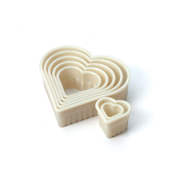 7 Pc. Heart Fluted Nylon Cutter Set