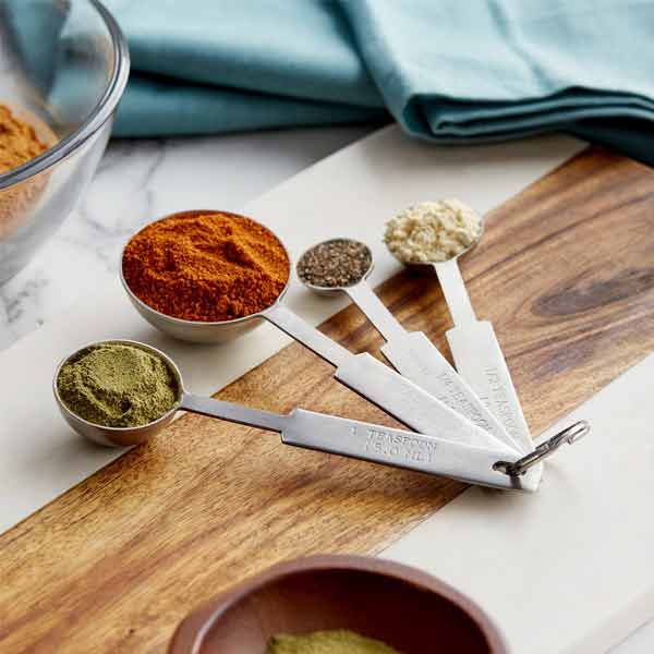 4-Piece Heavy Duty Measuring Spoon Set / Winco
