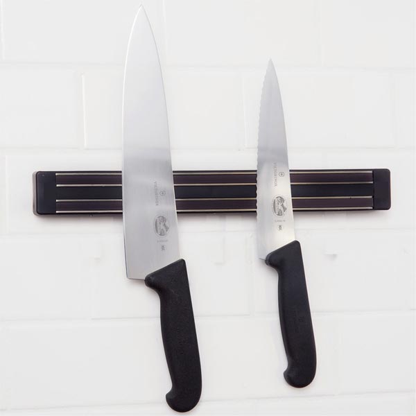 13" Plastic Magnetic Knife Bar / Holder / Winco
