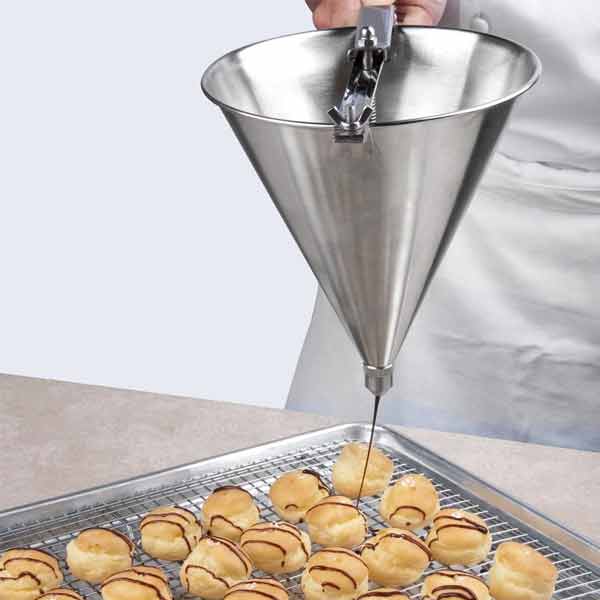 7 1/2" Stainless Steel Confectionery Dispenser Funnel / Winco