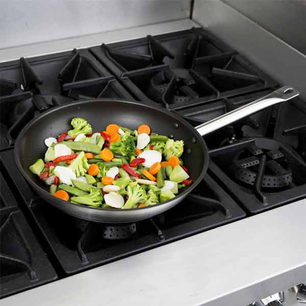 11" Non-Stick Induction Ready Fry Pan / Winco