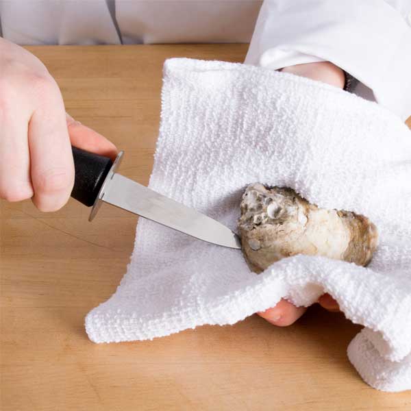 Oyster/Clam Knife with Soft Grip Handle / Winco