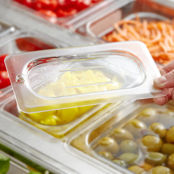 Cambro Camwear 1/9 Size Clear Polycarbonate Flat Lid