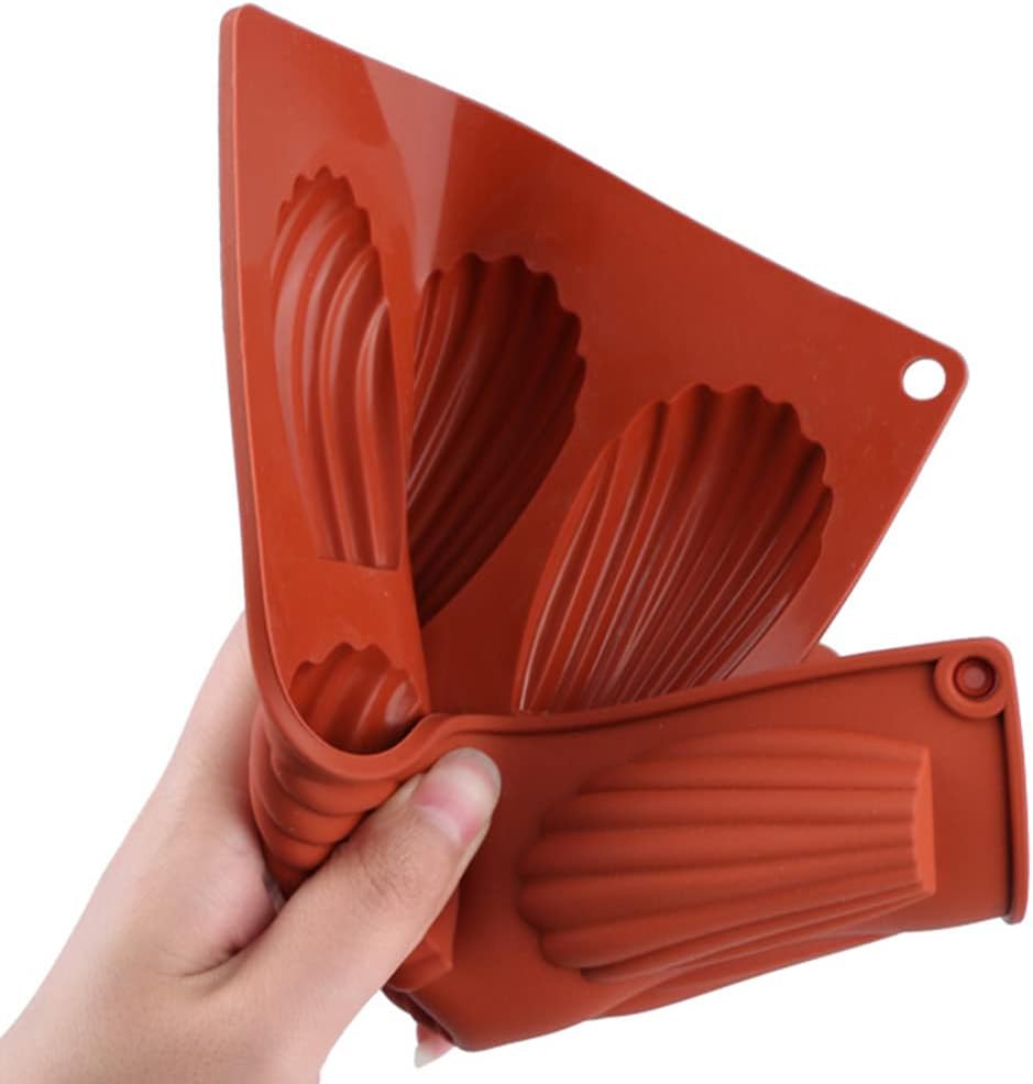 MADELEINE - SILICONE BAKING MOULD - 9 CUPS