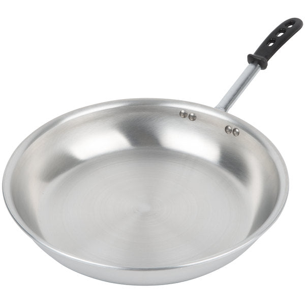 Vollrath Wear-Ever 14" Aluminum Fry Pan with Black TriVent Silicone Handle