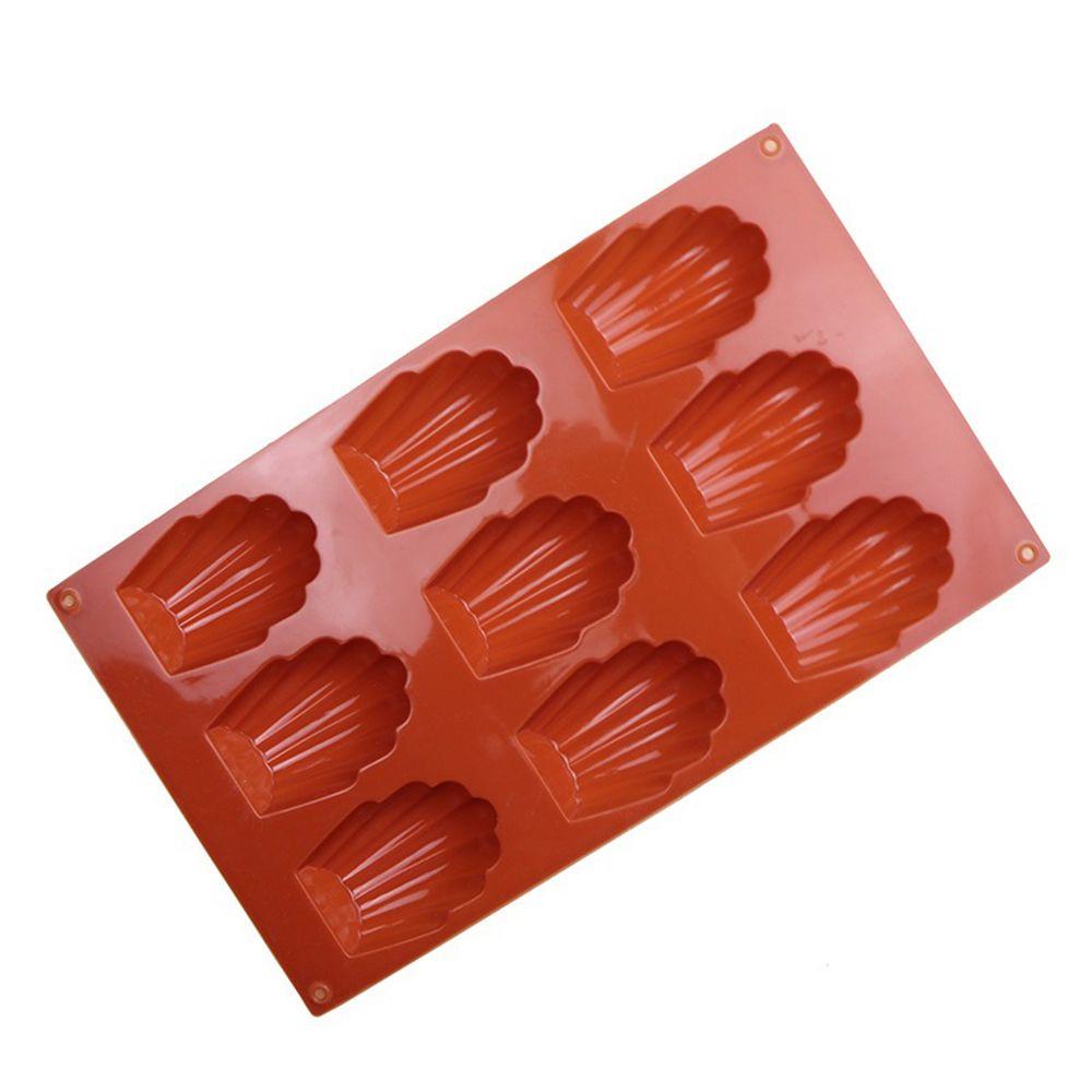 MADELEINE - SILICONE BAKING MOULD - 9 CUPS