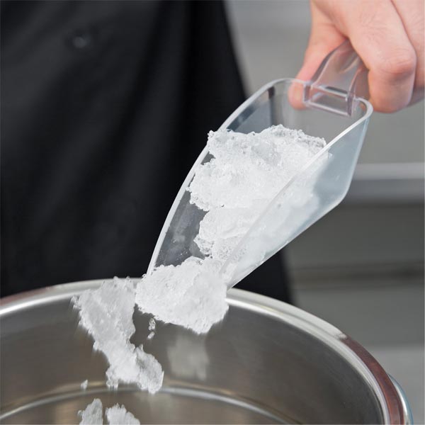 6 Oz Polycarbonate Ice Scoop / Tablecraft