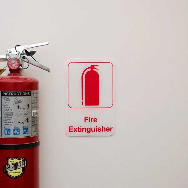 "Fire Extinguisher" Sign / Tablecraft