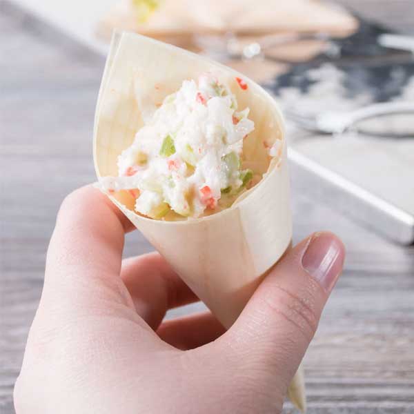 1.5 oz. Mini Wooden Disposable Serving Cone - 50/Pack / Tablecraft