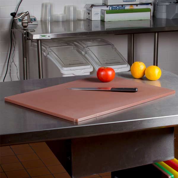 15" x 20" Brown Plastic Cutting Board / Winco