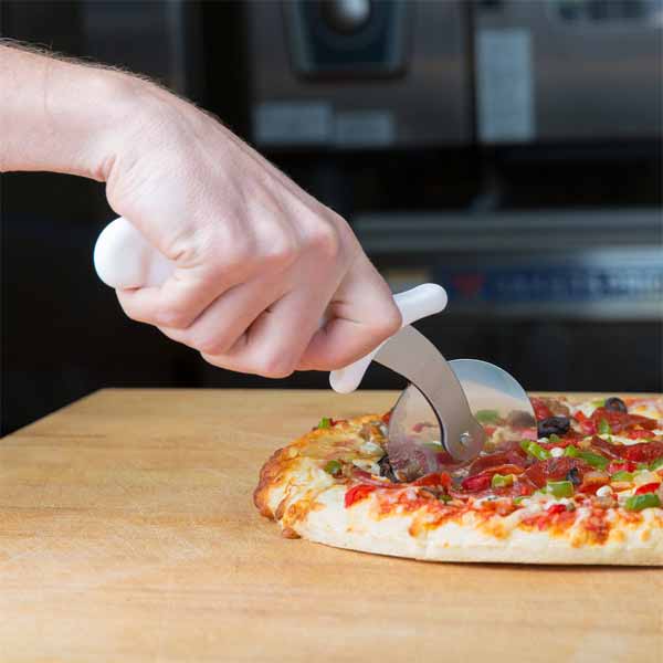 2 1/2" Pizza Cutter with White Polypropylene Handle / Winco